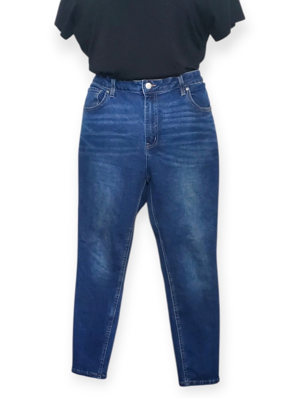 No Boundaries High-Rise Slim Jeans in Dark Blue Denim